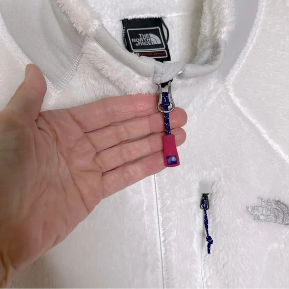 The North Face White and Gray Women's Jacket - Picture 4 of 15